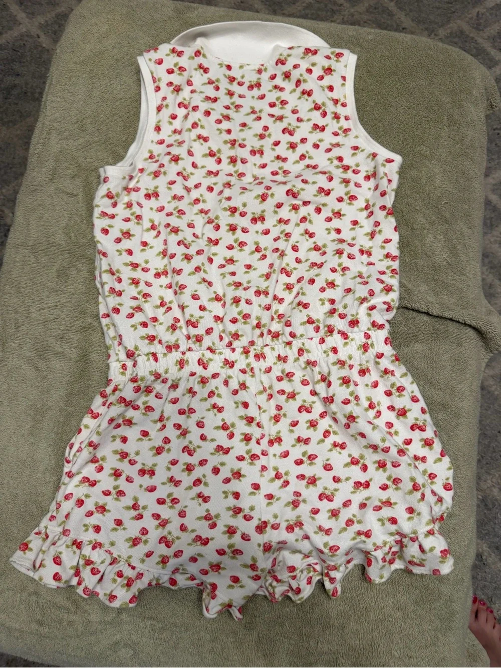 Ralph Lauren White Sleeveless Strawberry-Print Romper